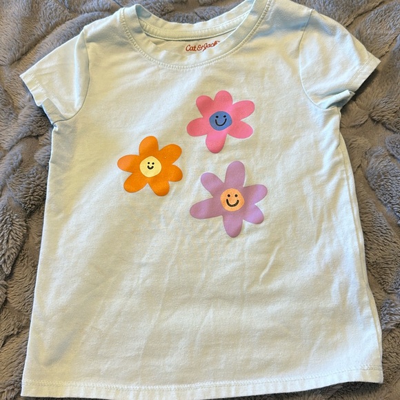 Cat & Jack Other - Cat and Jack 4T t shirt with flowers